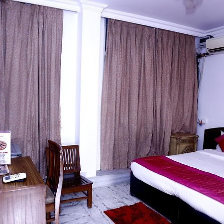 Batra Holiday Home - Couple Friendly Stays Delhi  Ngoại thất bức ảnh