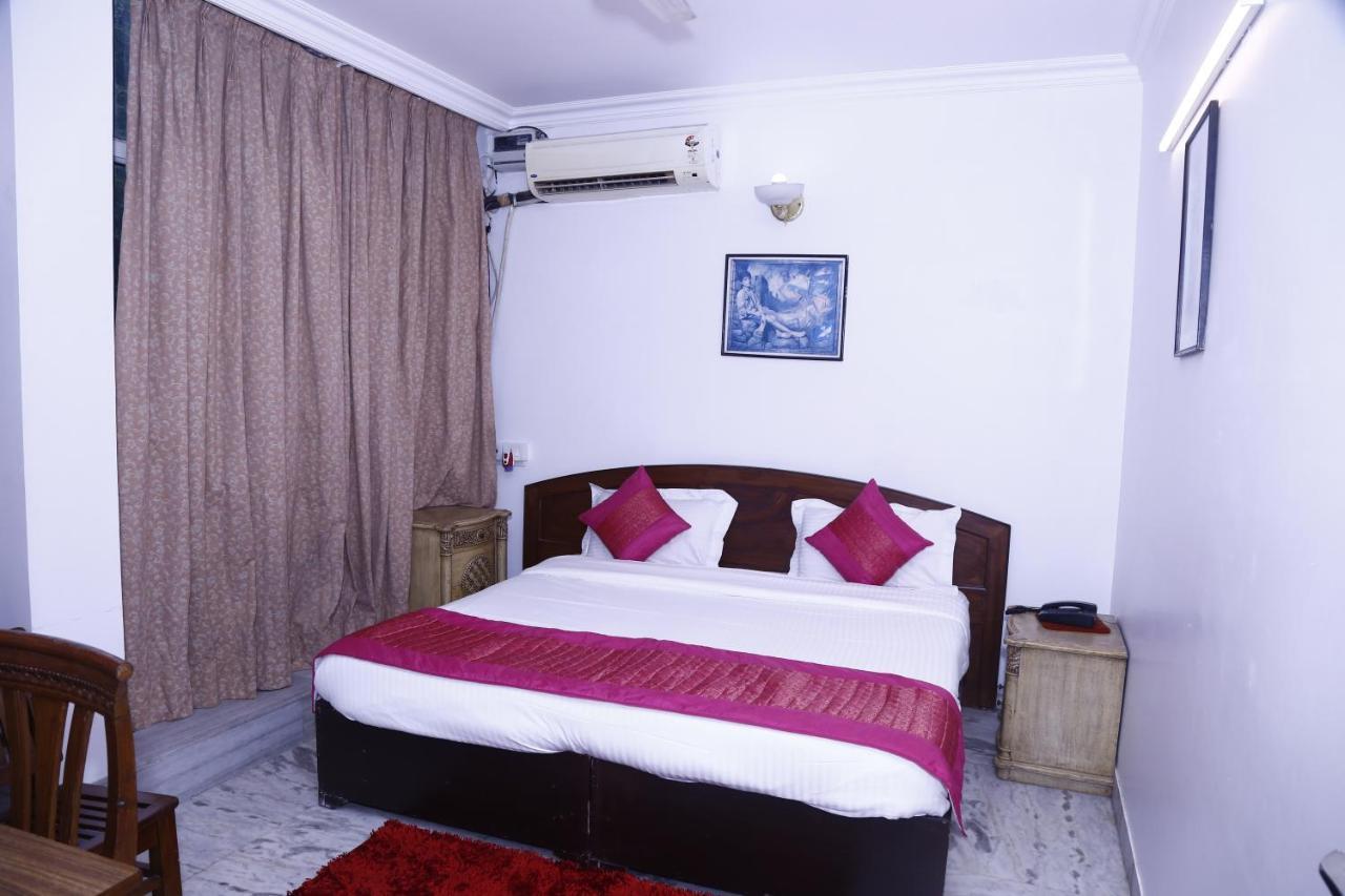 Batra Holiday Home - Couple Friendly Stays Delhi  Ngoại thất bức ảnh